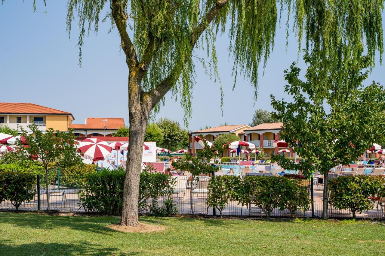 Pini Village Lido Altanea Caorle Buitenkant foto