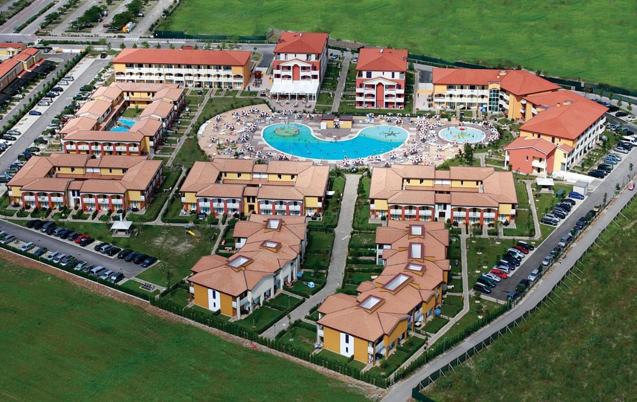 Pini Village Lido Altanea Caorle Buitenkant foto